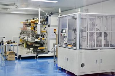 高质量发展一线见闻 | 亿鑫丰 锚定新能源“万亿赛道”，以技术内核铸就更懂电池的智能制造商